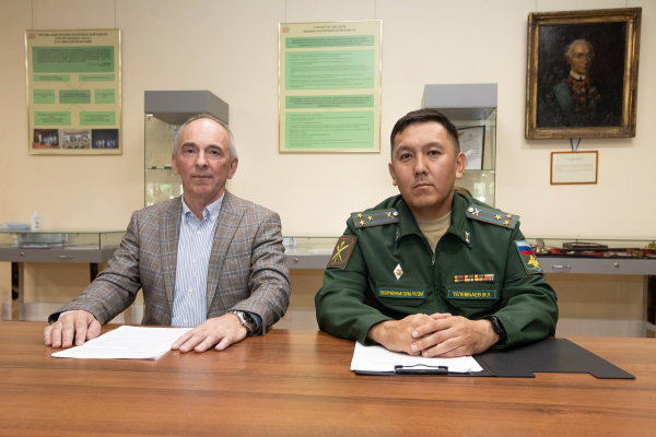 НА ВЕБИНАРЕ РАССМОТРЕЛИ ВОПРОСЫ ВОЕННО-ПАТРИОТИЧЕСКОЙ РАБОТЫ ВОЕННЫХ УЧРЕЖДЕНИЙ КУЛЬТУРЫ В УСЛОВИЯХ ПРОВЕДЕНИЯ СВО