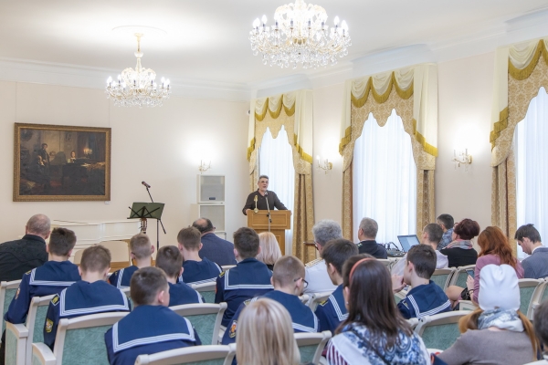 &laquo;ФЛОТ НА СТРАЖЕ ОТЧИЗНЫ&raquo;: В ЦЕНТРАЛЬНОМ ДОМЕ РОССИЙСКОЙ АРМИИ СОСТОЯЛСЯ ВЫПУСК УСТНОГО ЖУРНАЛА &laquo;ЖИЗНЬ И ТВОРЧЕСТВО&raquo;